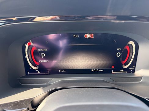 New 2026 Nissan Pathfinder Platinum image 10