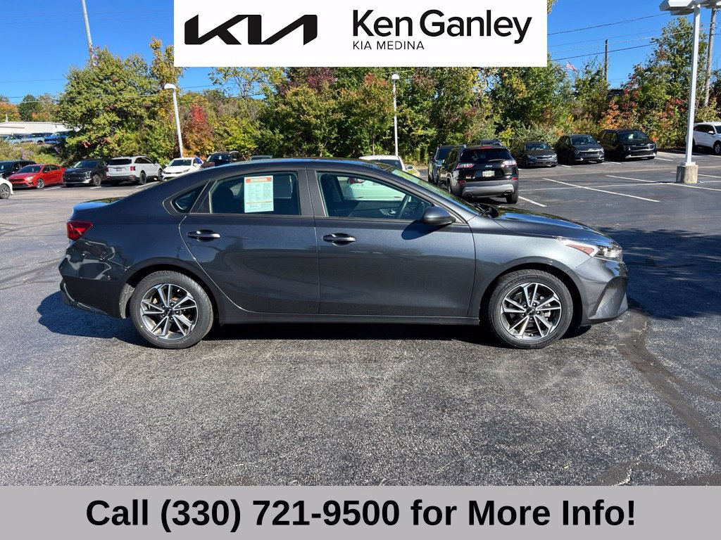 Certified 2022 Kia Forte LXS FWD image 8