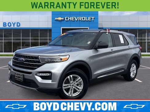 Used 2021 Ford Explorer XLT w/ Equipment Group 202A image 1
