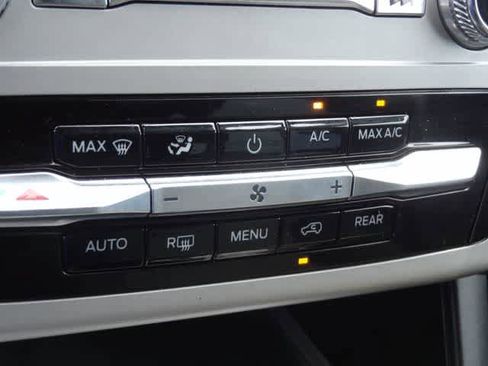 Used 2024 Ford Explorer XLT w/ Equipment Group 202A AWD/4WD image 34