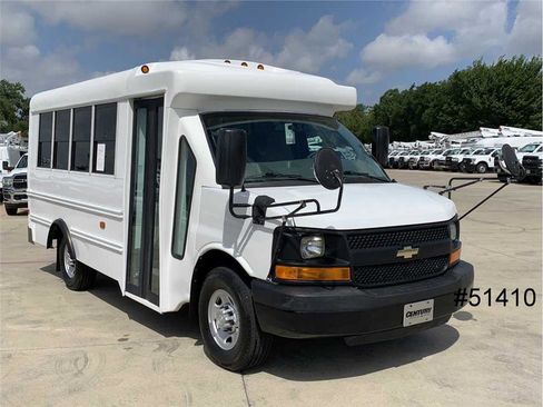 Used 2015 Chevrolet Express 3500 w/ School Bus Package image 3
