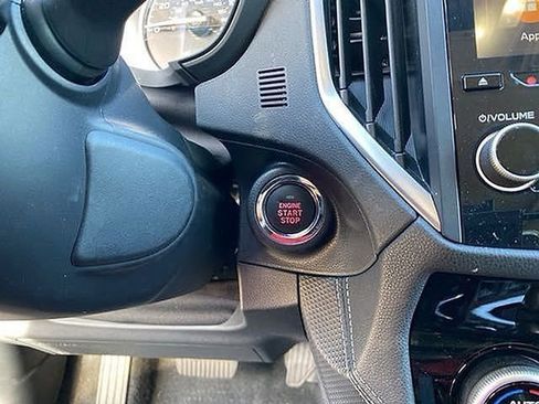 Used 2022 Subaru Forester Limited w/ Popular Package #2 image 31