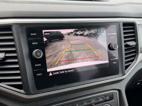 Used 2019 Volkswagen Atlas SE image 18