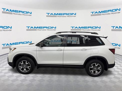 Used 2022 Honda Passport TrailSport image 2