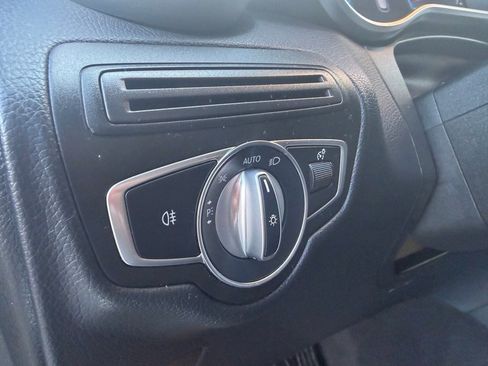 Certified 2022 Mercedes-Benz GLC 300 4MATIC w/ Premium Package Lite image 13