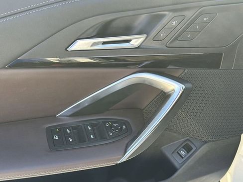 Used 2024 BMW X1 xDrive28i w/ Technology Package image 17