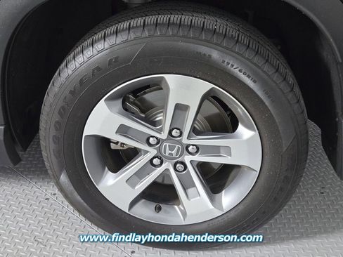 Certified 2024 Honda Pilot EX-L image 10