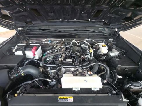 Used 2024 Toyota Tacoma TRD Sport RWD image 32