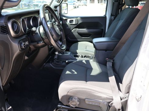 Used 2020 Jeep Wrangler Unlimited Sport S AWD/4WD image 17