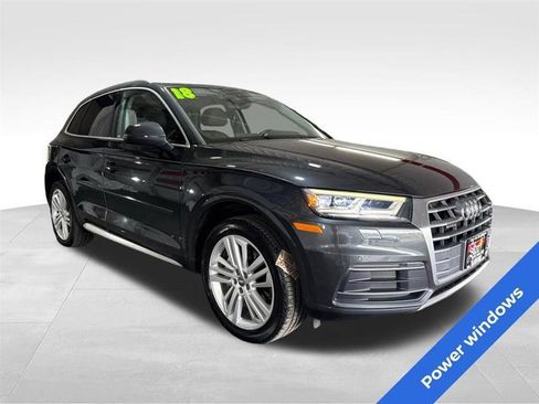 Used 2018 Audi Q5 2.0T Premium Plus w/ Premium Plus Package AWD/4WD image 3