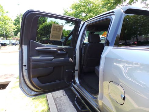 Used 2024 Chevrolet Silverado 1500 RST w/ Convenience Package II AWD/4WD image 35