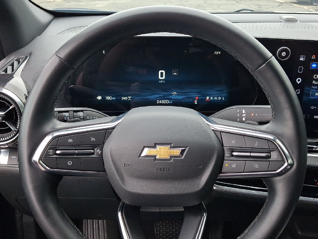 Used 2026 Chevrolet Equinox LT AWD/4WD image 19