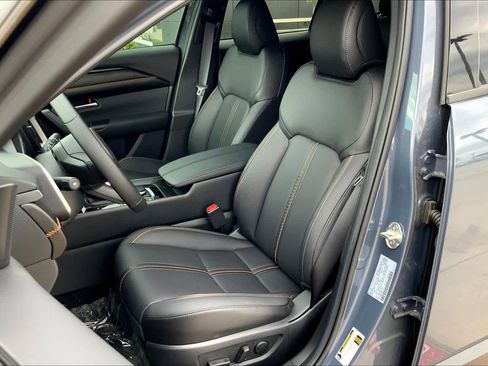 Used 2025 MAZDA CX-50 AWD 2.5 Hybrid w/ Weather Package image 9