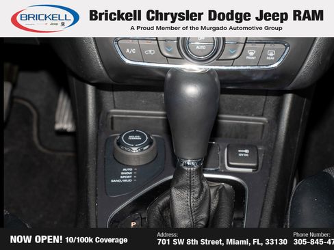 Used 2022 Jeep Cherokee Limited w/ Elite Package image 25