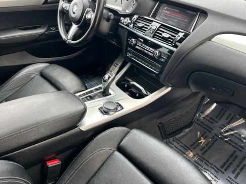 Used 2018 BMW X4 M40i AWD/4WD image 17