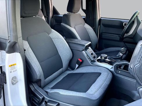 Used 2025 Ford Bronco Big Bend AWD/4WD image 9
