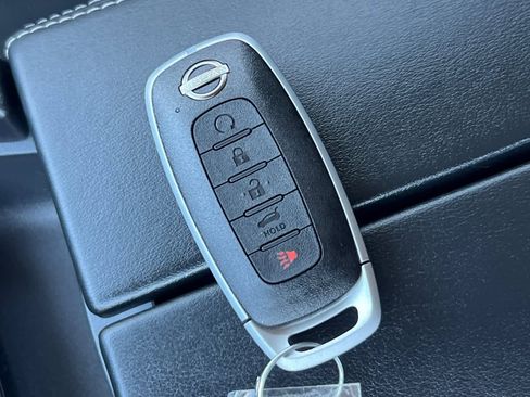 New 2026 Nissan Rogue SV image 25