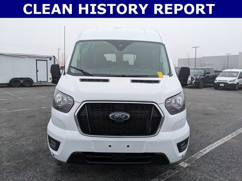 Used 2024 Ford Transit 350 XLT image 11
