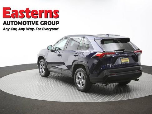 Used 2022 Toyota RAV4 XLE AWD/4WD image 36