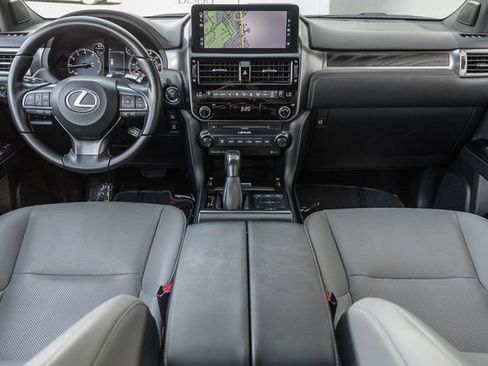 Used 2023 Lexus GX 460 w/ Black Line Special Edition AWD/4WD image 7