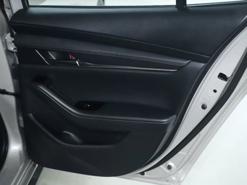 Used 2025 MAZDA MAZDA3 s image 31