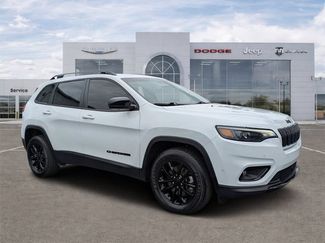 Certified 2023 Jeep Cherokee Altitude Lux AWD/4WD video 1