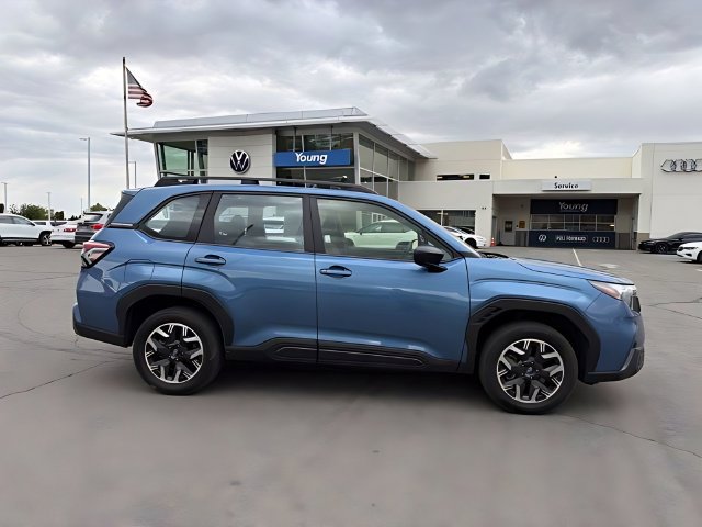 Used 2025 Subaru Forester w/ Convenience Package #1 AWD/4WD image 2