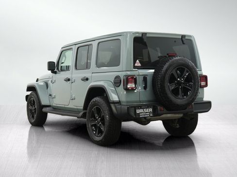 Used 2023 Jeep Wrangler Unlimited Sahara AWD/4WD image 4