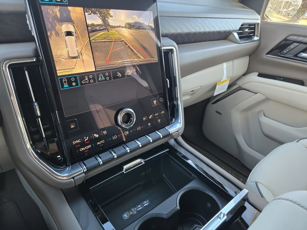 New 2026 GMC Yukon Denali w/ Advanced Technology Package AWD/4WD image 14