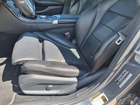 Used 2021 Mercedes-Benz C 300 Sedan image 25
