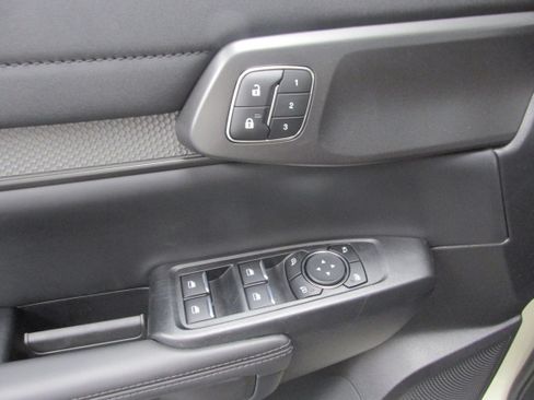 New 2025 Ford Ranger Raptor image 30