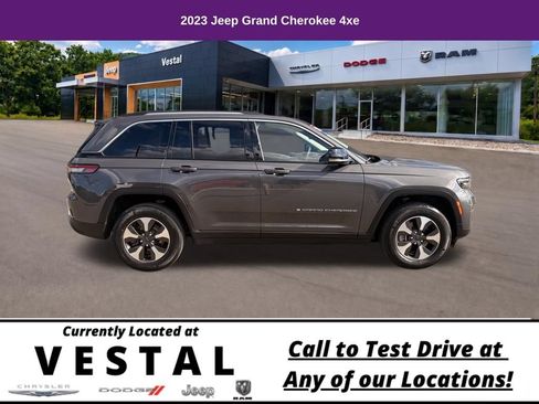 Used 2023 Jeep Grand Cherokee 4WD 4xe image 7