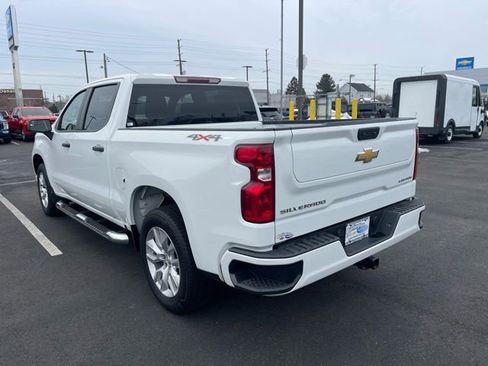 Used 2022 Chevrolet Silverado 1500 Custom image 5