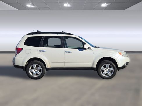 Used 2010 Subaru Forester 2.5X Limited image 7