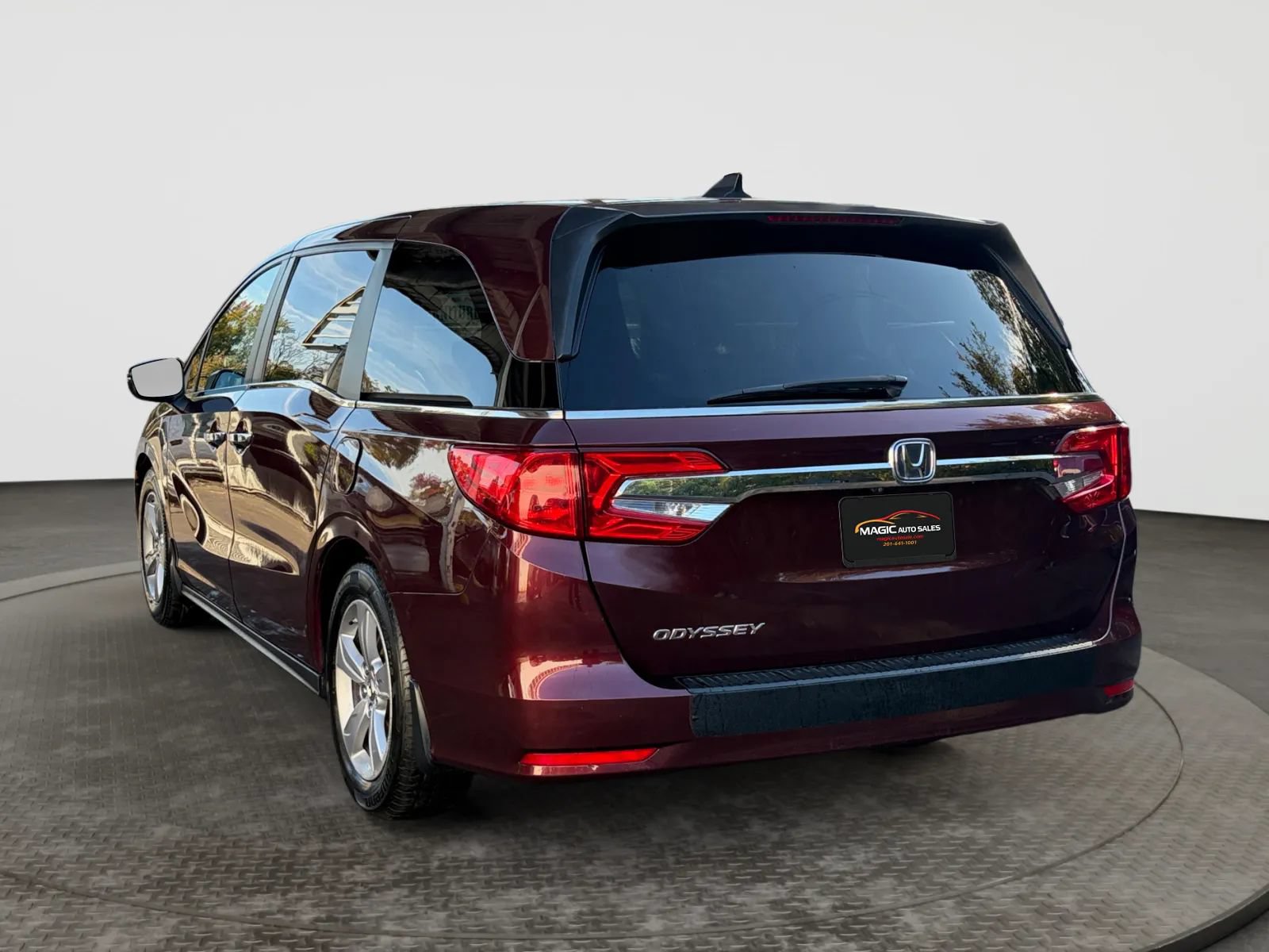 Used 2020 Honda Odyssey EX image 8