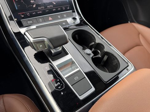 Used 2023 Audi Q7 Premium Plus w/ Premium Plus Package image 17