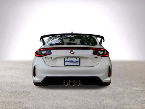 Used 2024 Honda Civic Type R image 8