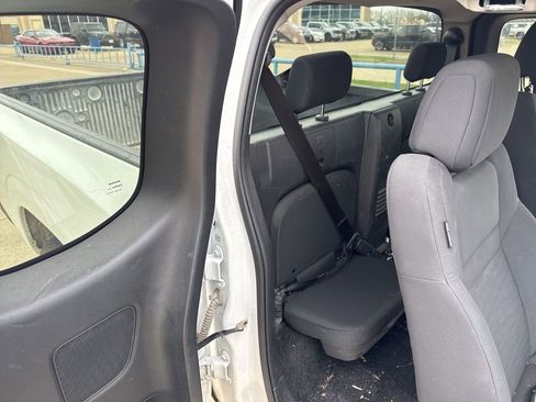 Used 2024 Nissan Frontier S w/ S Utility Package image 12