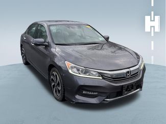 Used 2017 Honda Accord EX-L video 1