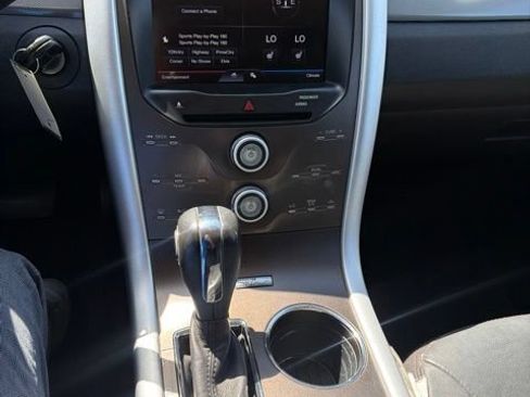 Used 2013 Ford Edge SEL FWD image 12