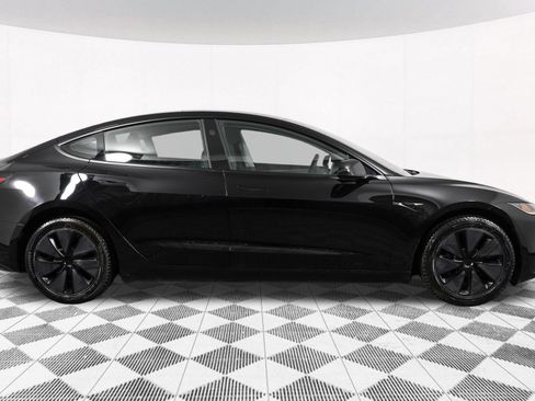Used 2025 Tesla Model 3 Long Range RWD image 15