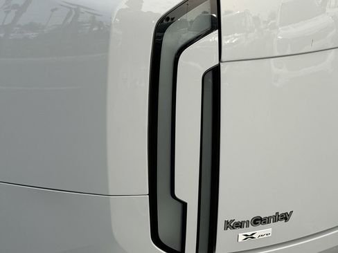 New 2027 Kia Telluride SX Prestige X-Pro AWD/4WD image 11