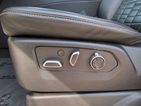 Used 2023 Cadillac Escalade V w/ Heavy-Duty Trailer Package image 17