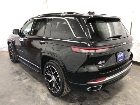 Certified 2024 Jeep Grand Cherokee Summit AWD/4WD image 6