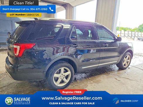 Used 2017 Ford Explorer XLT w/ Equipment Group 202A AWD/4WD image 4