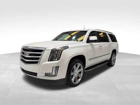 Used 2017 Cadillac Escalade ESV Luxury image 1