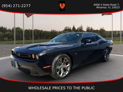 Used 2015 Dodge Challenger R/T w/ Quick Order Package 28B R/T image 4