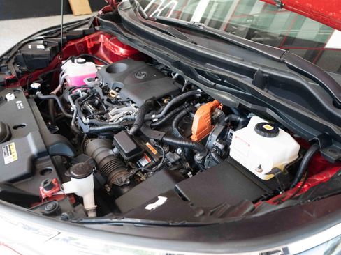 Used 2021 Toyota Sienna LE AWD/4WD image 33