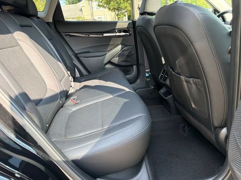 Certified 2024 Kia Seltos SX w/ SX Sunroof Package AWD/4WD image 28