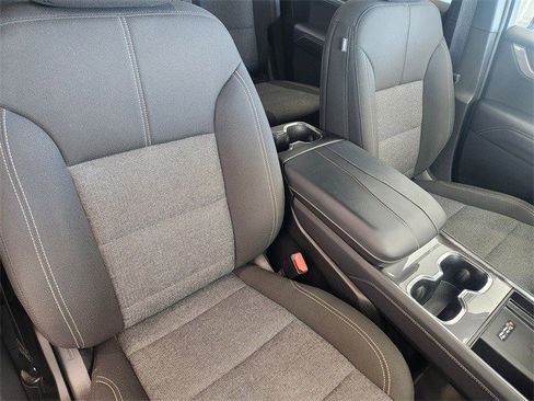 Certified 2025 GMC Acadia Elevation image 17